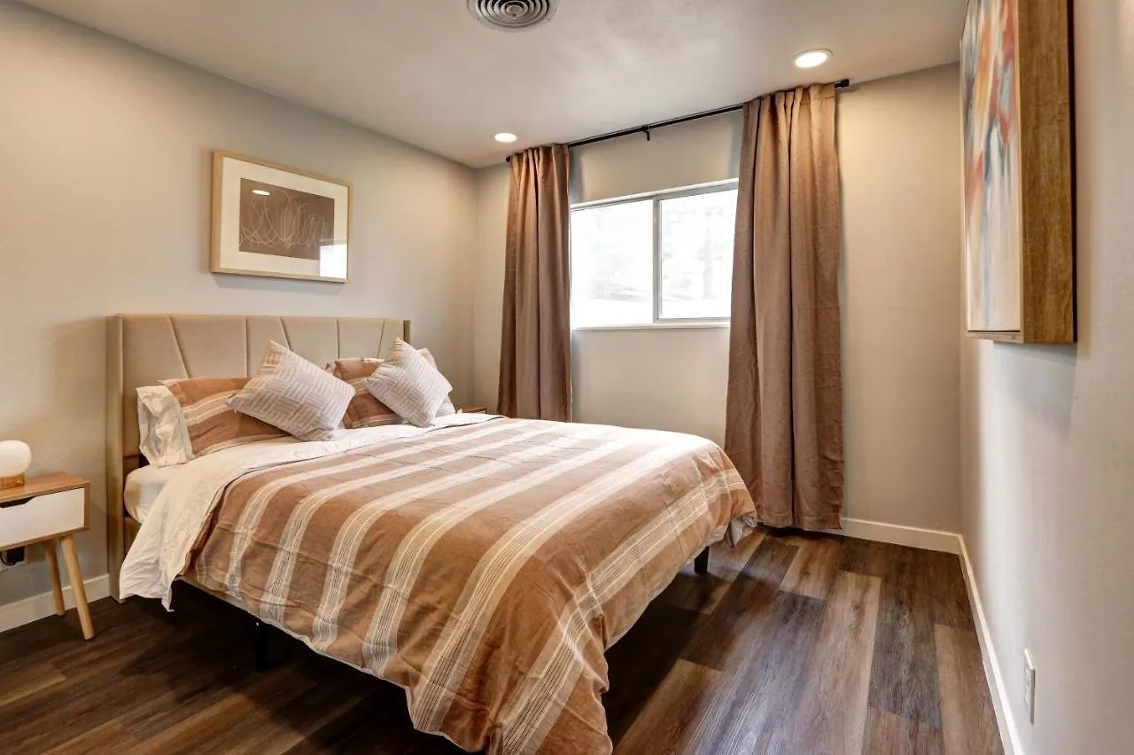 Luxury 3-Bed Home Near The Strip W/ A Poker Table Las Vegas Tatil Evi